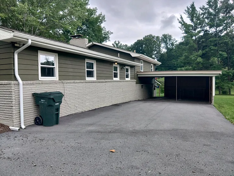 545 Meadow Dr — Photo 19