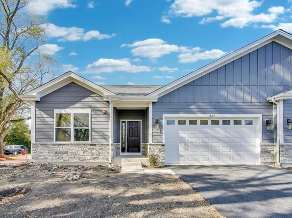 894 N Quentin Rd, Palatine, IL 60067