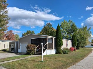 1 Ivy Drive, Norway, ME 04268