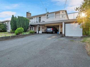 904 Alder St S, Campbell River, BC V9W 2N1