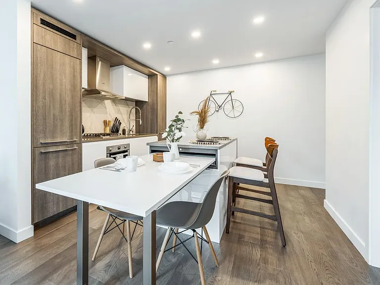 15165 Thrift Ave #306 — Photo 6