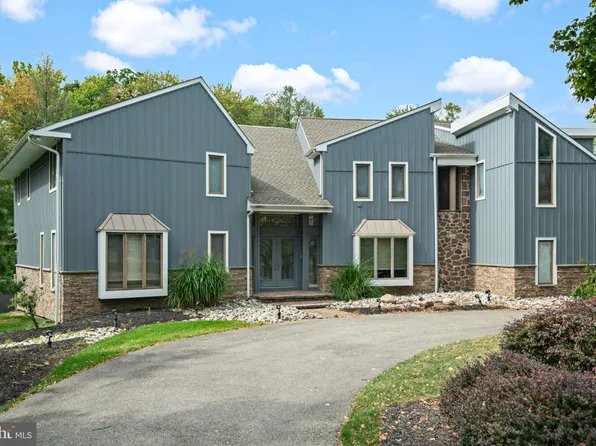 502 Long Ln, Huntingdon Valley, PA 19006