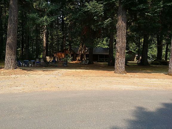 4th image of 56640 McKenzie Hwy Spc 26
