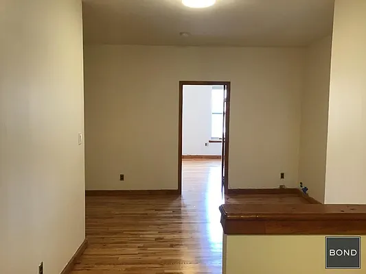 Rented by Bond New York | media 8