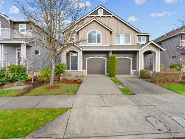 15755 SE Kingbird Dr, Clackamas, OR 97015