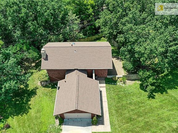 4th image of 10116 Oakridge Dr