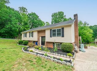 501 Old Farm Rd, Statesville, NC 28625