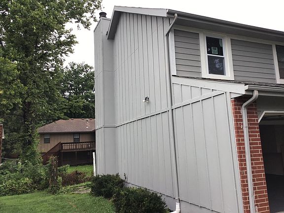 2nd image of 10734 Stark Ave