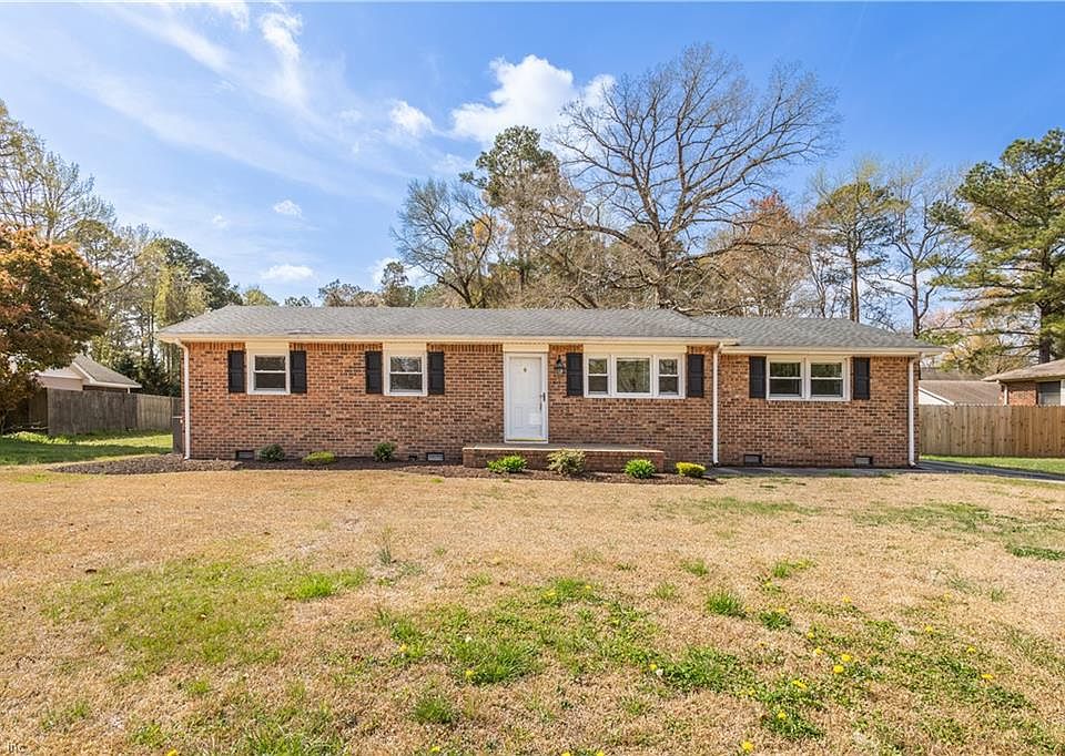 1st image of 205 Frank Dr