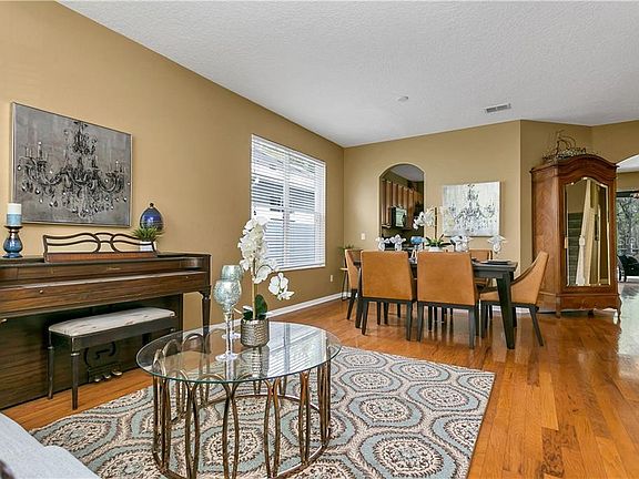 4th image of 10207 Hart Branch Cir