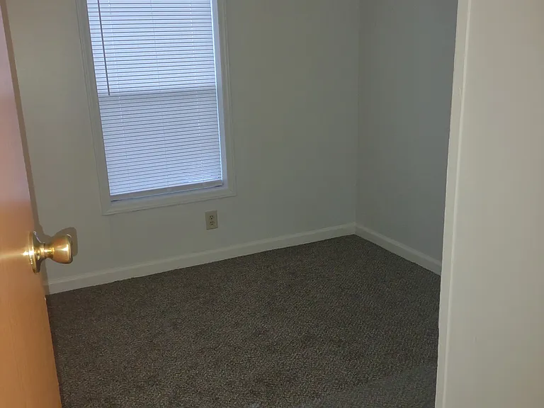 8672 Doris St — Photo 36