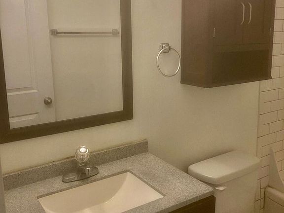 5th image of 319 Belmont Ave E #12