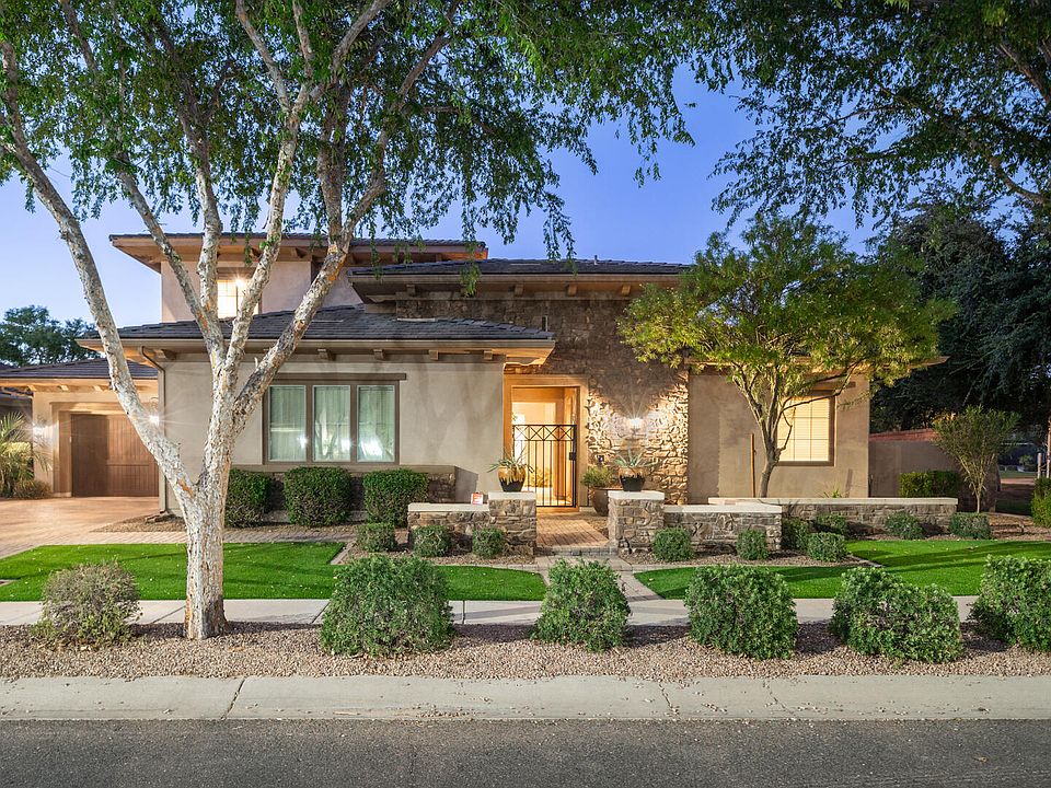 1st image of 306 W ALAMOSA Drive