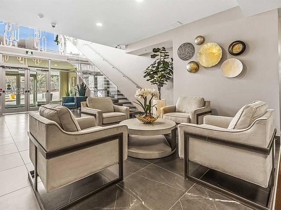 2nd image of 15 Cougar Ridge Lndg SW #108