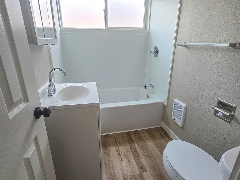 134 Sunset Ave N #134 — Photo 18