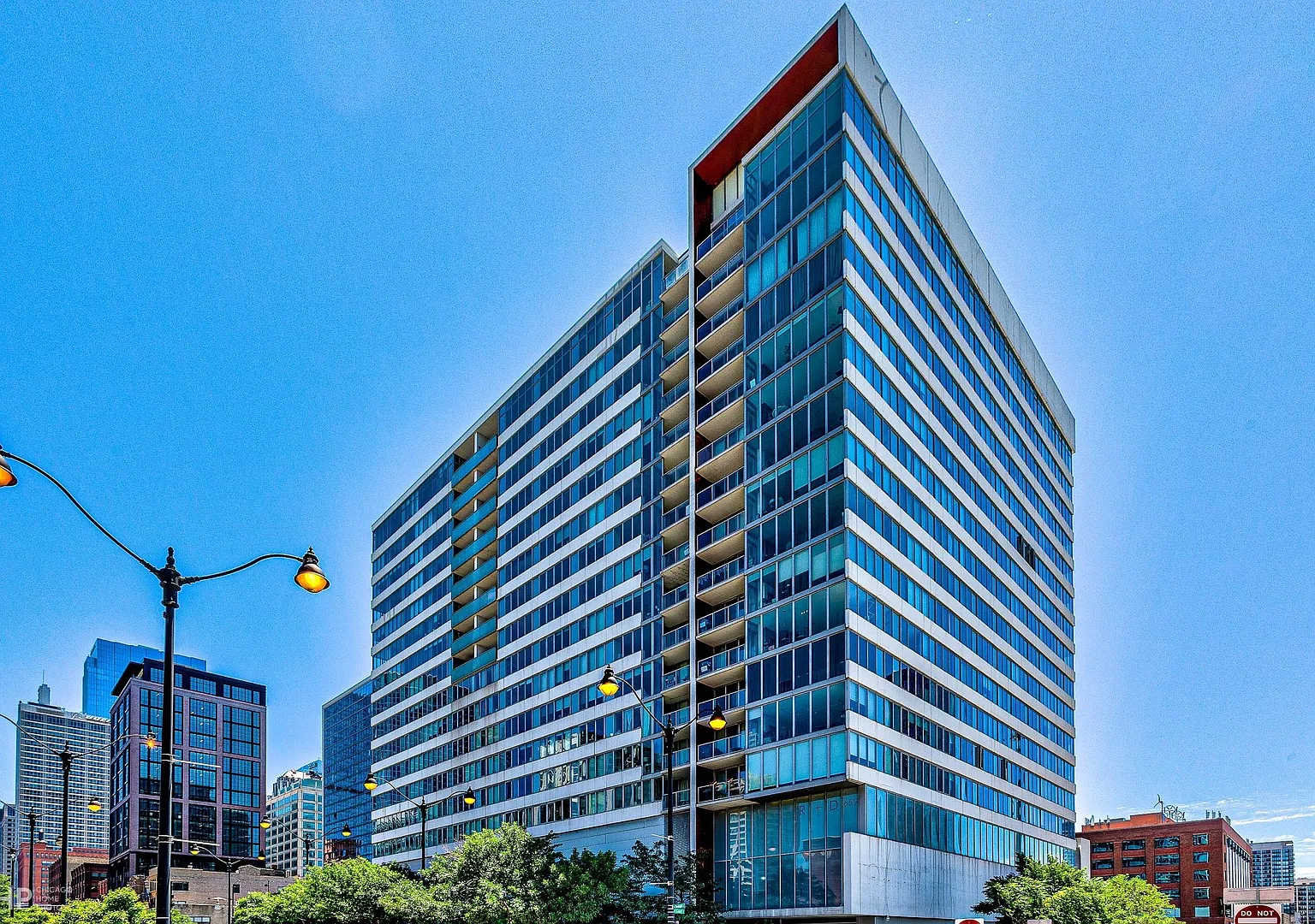 1 bed, 700 sqft, $2,800 — Photo 1