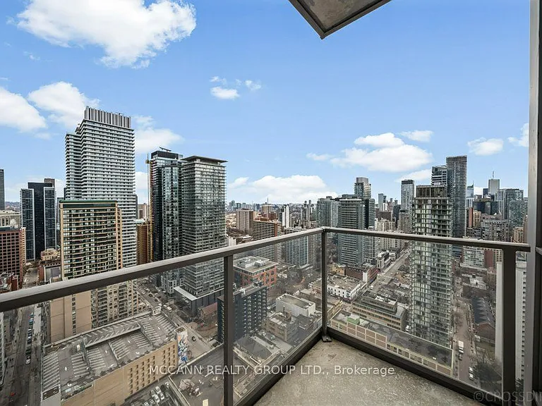 21 Balmuto St #3302 — Photo 31
