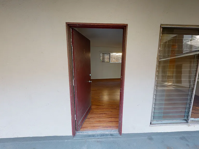 Parkvue Apartments — Photo 17