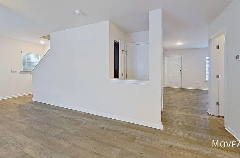 6801 Capstone Ct — Photo 28