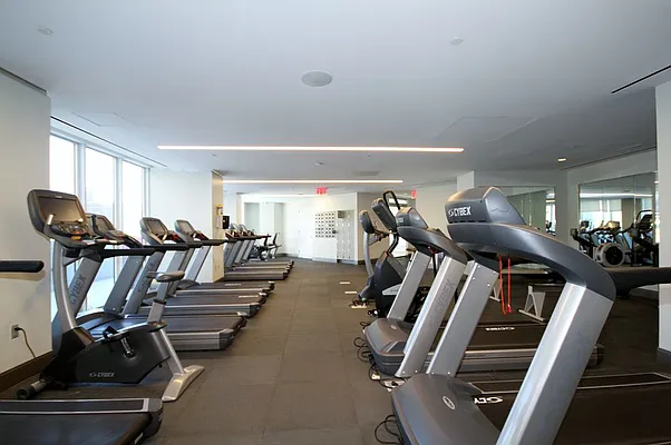 Rented by Red Apple Group | media 37