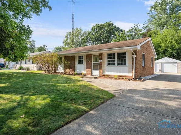 4108 Regis Dr, Toledo, OH 43623