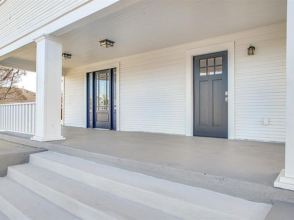4th image of 500 W 7th St
