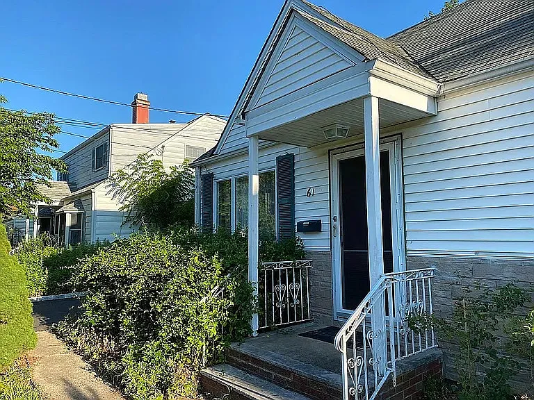 61 Duley Ave — Photo 16