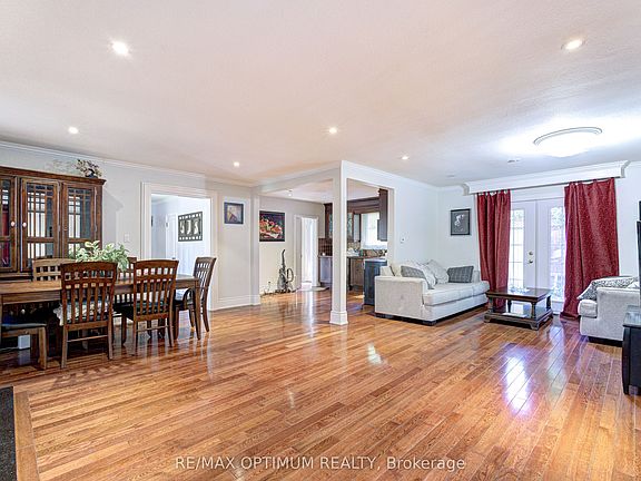4th image of 18 Armstrong St