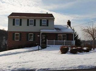 34 Ross Hollow Rd, Pittsburgh, PA 15239