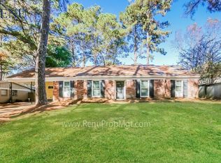 1013 Andover St, Clinton, MS 39056