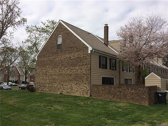 3rd image of 5 Skipwith Green Cir #5