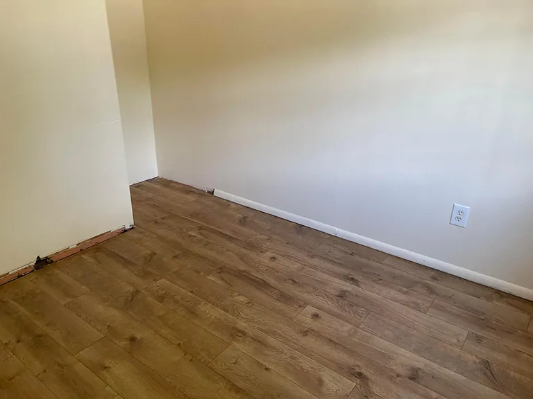 1235 Oak St — Photo 14