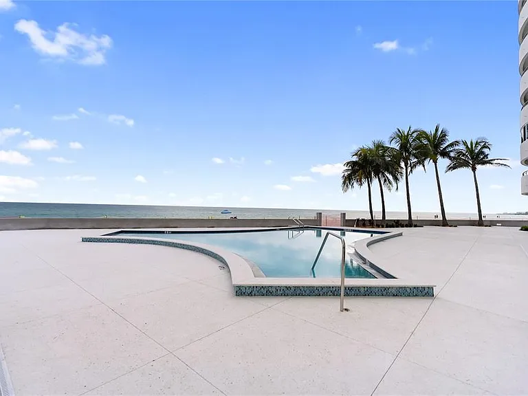 1750 Benjamin Franklin Dr #6G — Photo 50