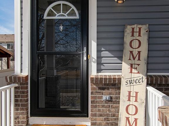 3rd image of 3824 Heatherwood Cir