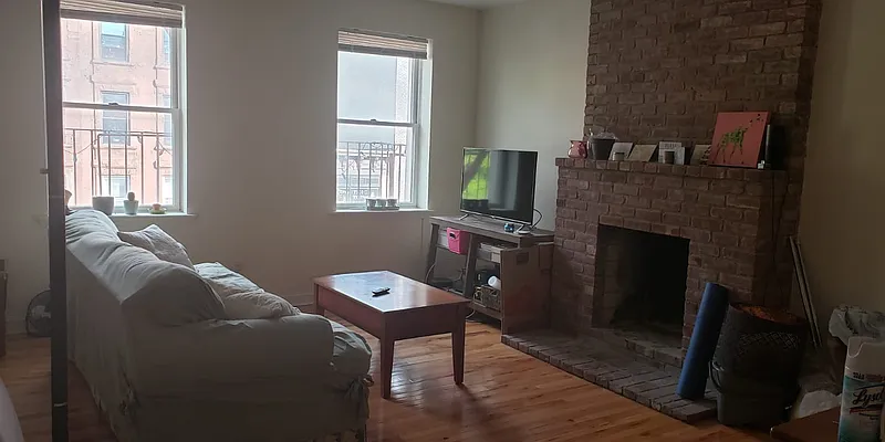 Rented by Douglas Elliman | media 7