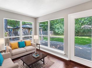 8921 N Longwood Dr, Granbury, TX 76049