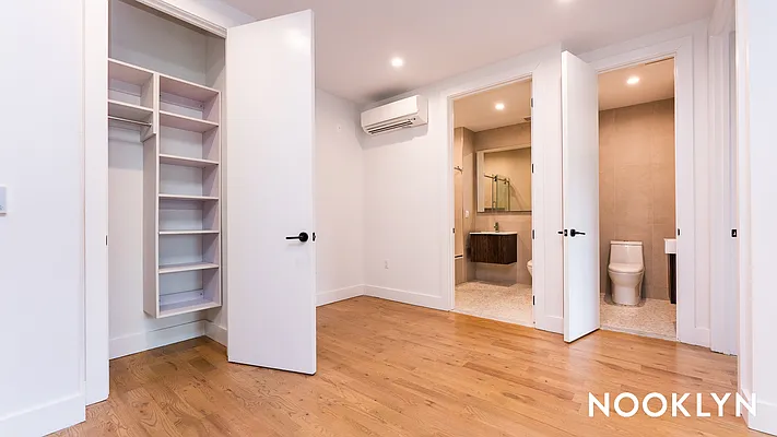 Rented by Nooklyn NYC LLC | media 53