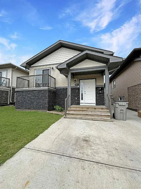 3 bed, 2.0 bath, 1286 sqft, $1,850 — Photo 1
