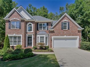 8010 Sandorn Dr, Roswell, GA 30075