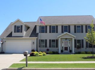 8417 Camelot Trce, Sturtevant, WI 53177