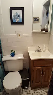 Rented by MCR Realty | media 12