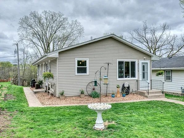 1394 Park St, Saint Paul, MN 55117