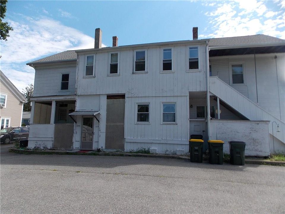 2nd image of 258 Church St