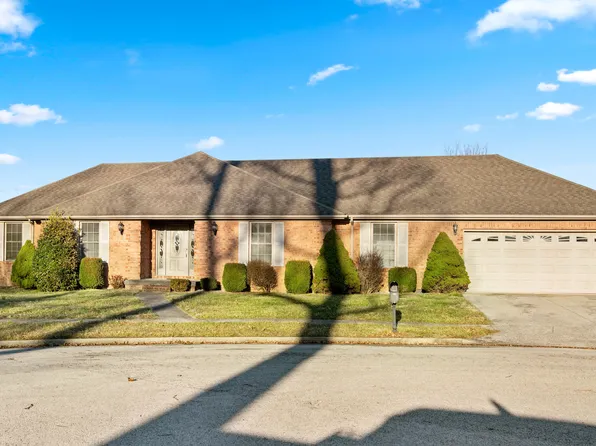 702 Boxwood Dr, Paint Lick, KY 40403