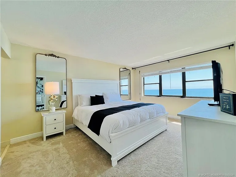 10044 S Ocean Dr #1005 — Photo 41