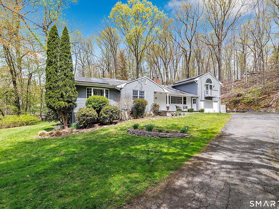 1st image of 15 Rivergate Woods