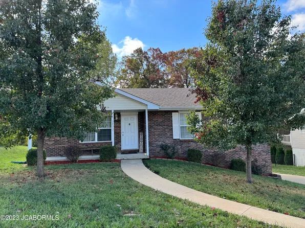 3733 Buckingham Park, Jefferson City, MO 65109