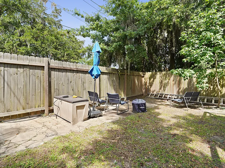 902 E Bolton St #A — Photo 63