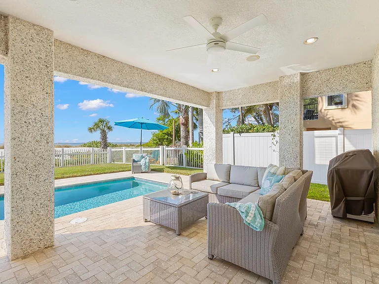 10042 Gulf Blvd — Photo 58
