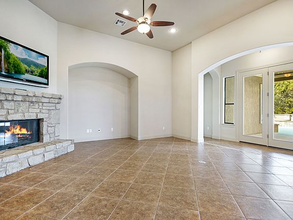 5th image of 118 Desert Forest Ct